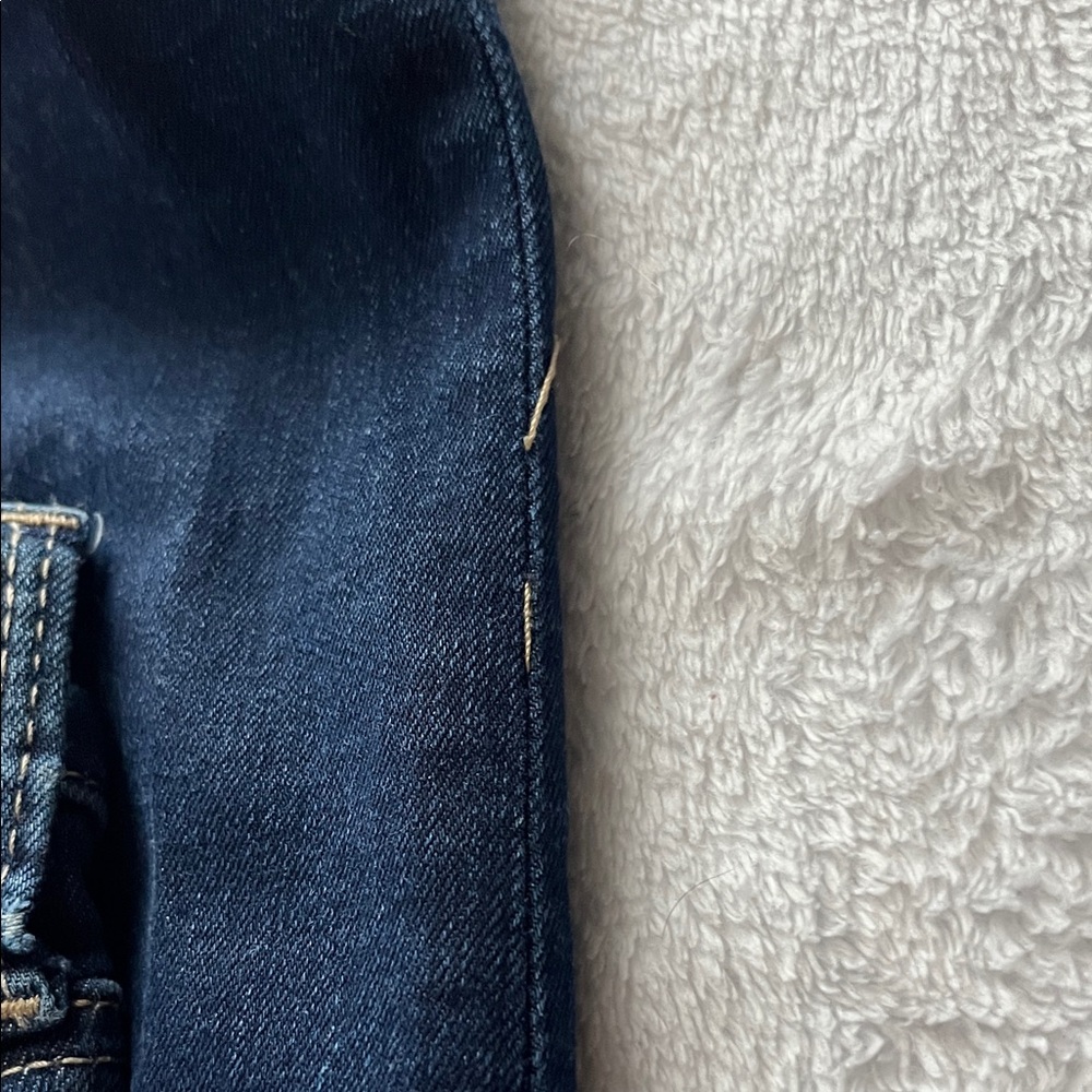 Lucky Brand Dark Indigo Women's Skinny Jeans - Picture 5 of 8